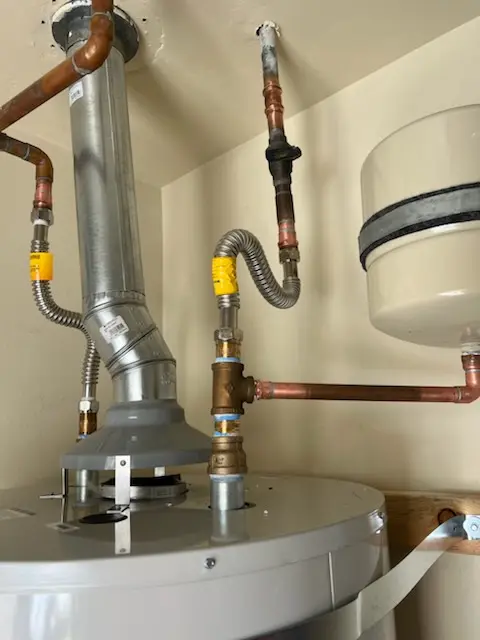 Water heater installation and plumbing repair in Beachwood Glen